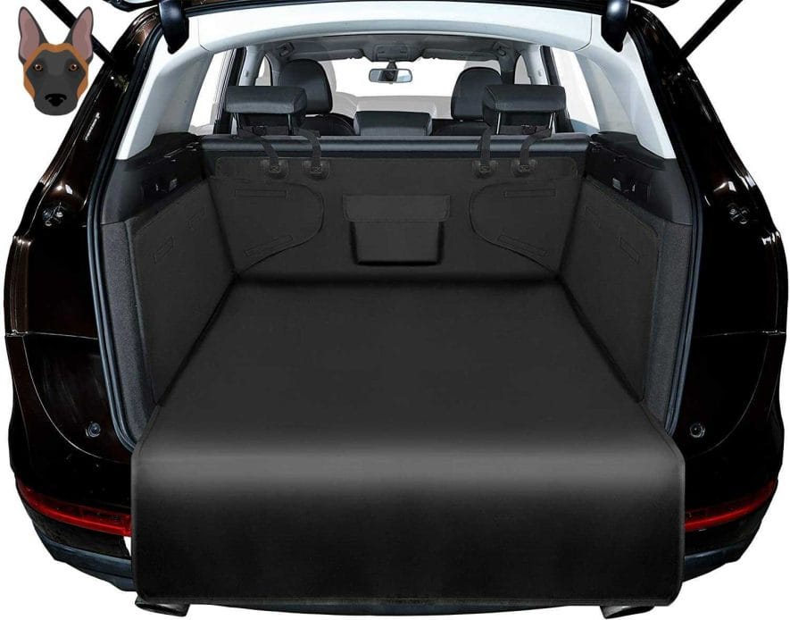 Funda de maletero Alfheim para perros instalada en un coche